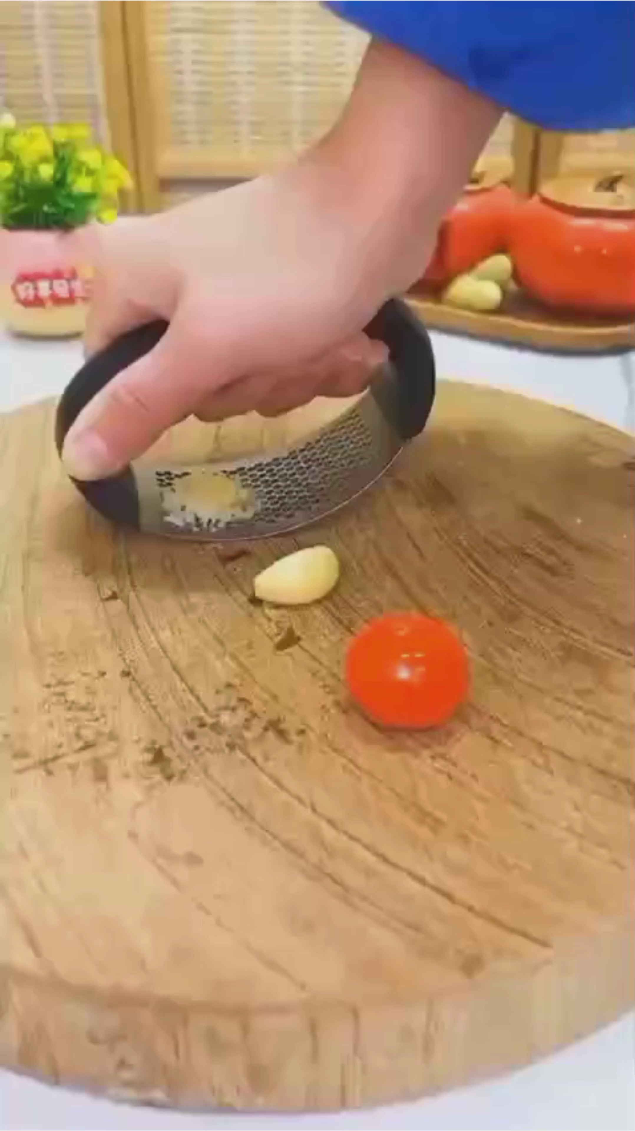 Garlic Crusher